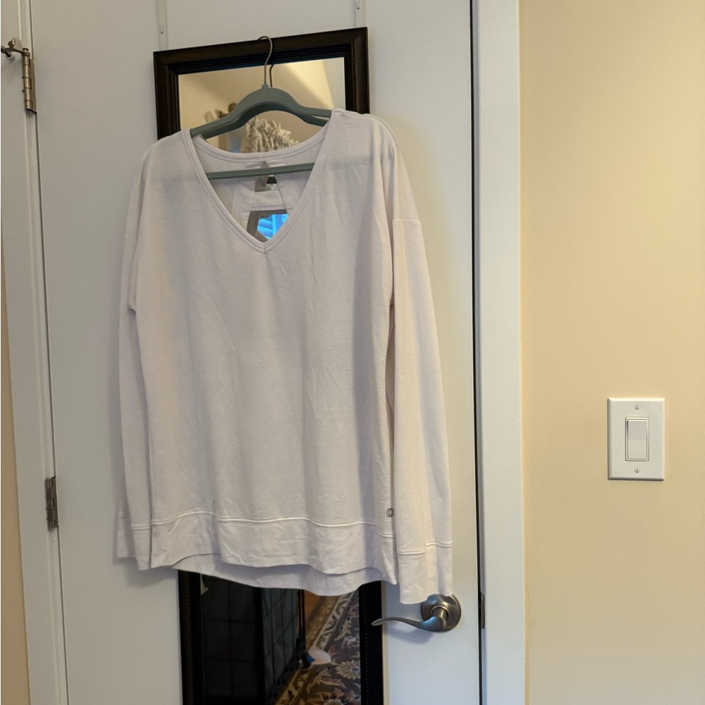 Source Unknown White Long Sleeve Tee